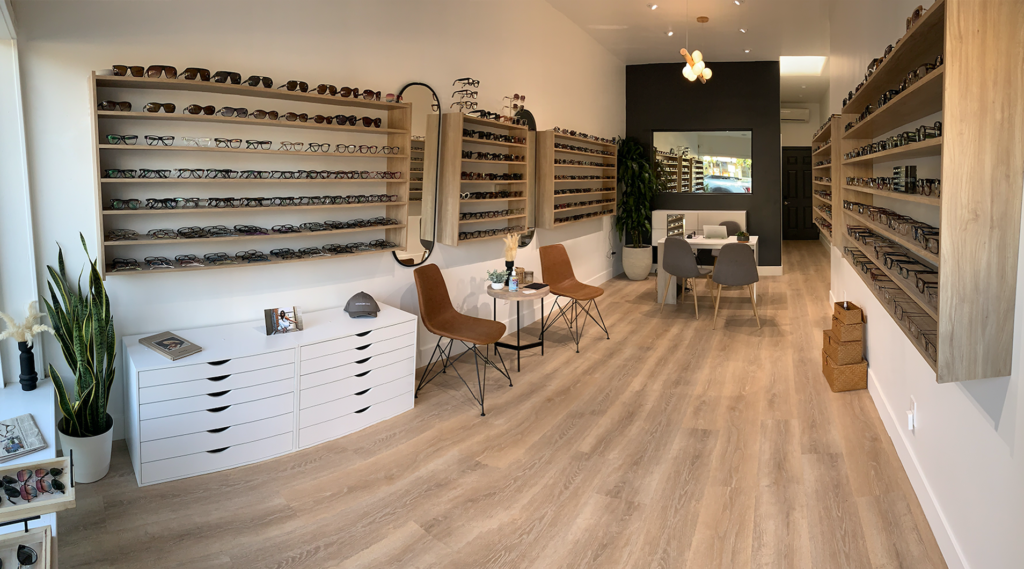 Alexander Daas Opticians Del Mar serving the San Diego area with their sunglass and eyeglasses needs.